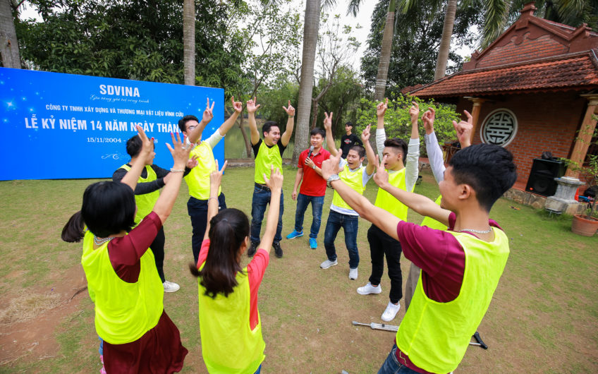 TỔ CHỨC TEAM BUIDING