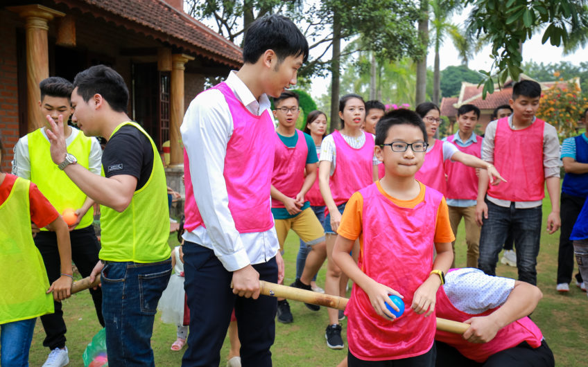 TỔ CHỨC TEAM BUIDING