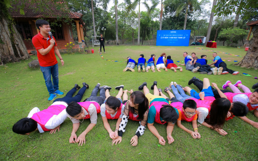 TỔ CHỨC TEAM BUIDING