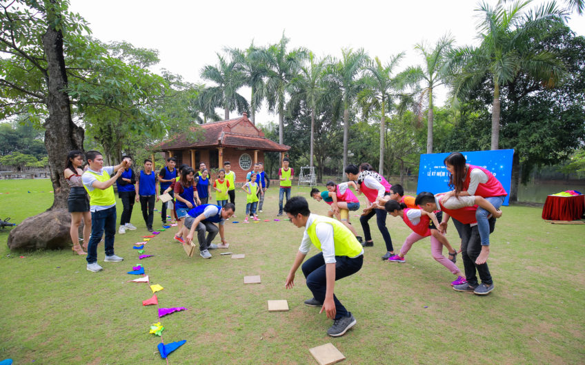 TỔ CHỨC TEAM BUIDING