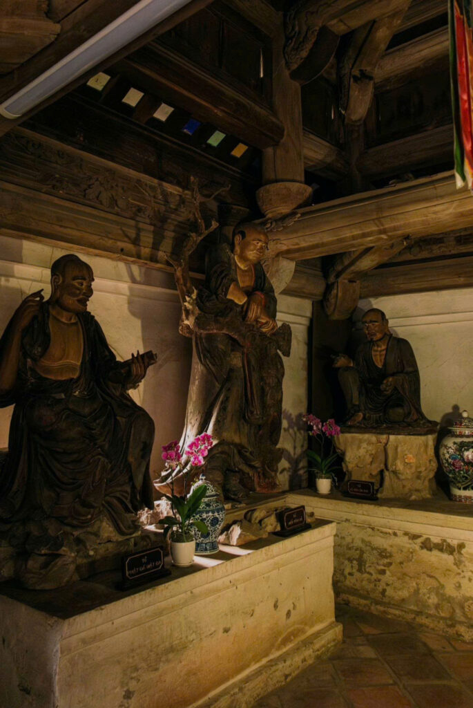 gioi-thieu-chua-tay-phuong