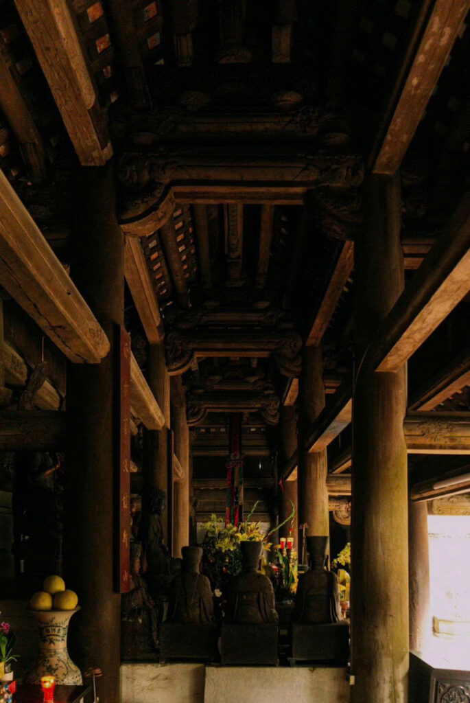gioi-thieu-chua-tay-phuong